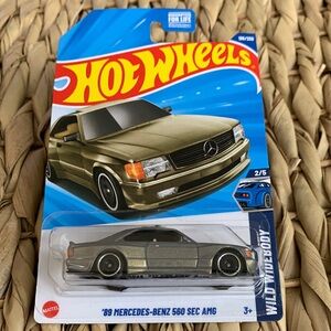 Hot Wheels 1989 Mercedes Benz 560 SEC AMG HotWheels Wild Widebody Mattel Car New